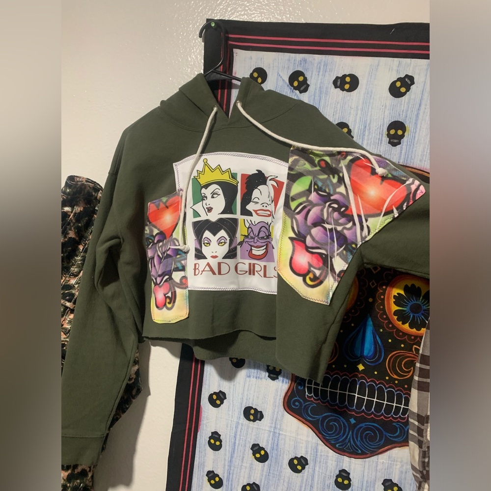 BAD GIRL HOODIE